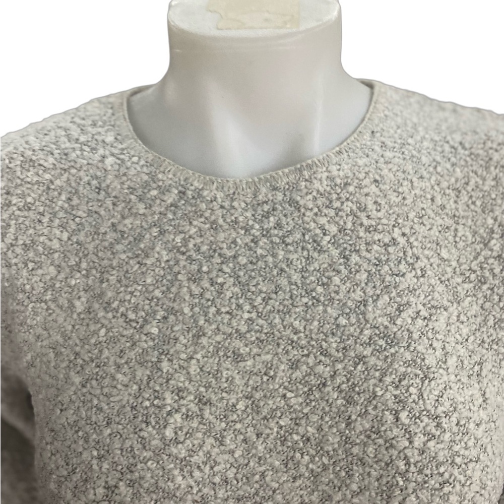 Vintage NWOT. RARE. Cozy Gray Sweater - Picture 2 of 3